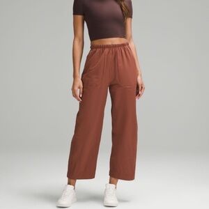 Lululemon Lightweight Mid-Rise Barrel-Leg Cropped Pant Ancient Copper 14